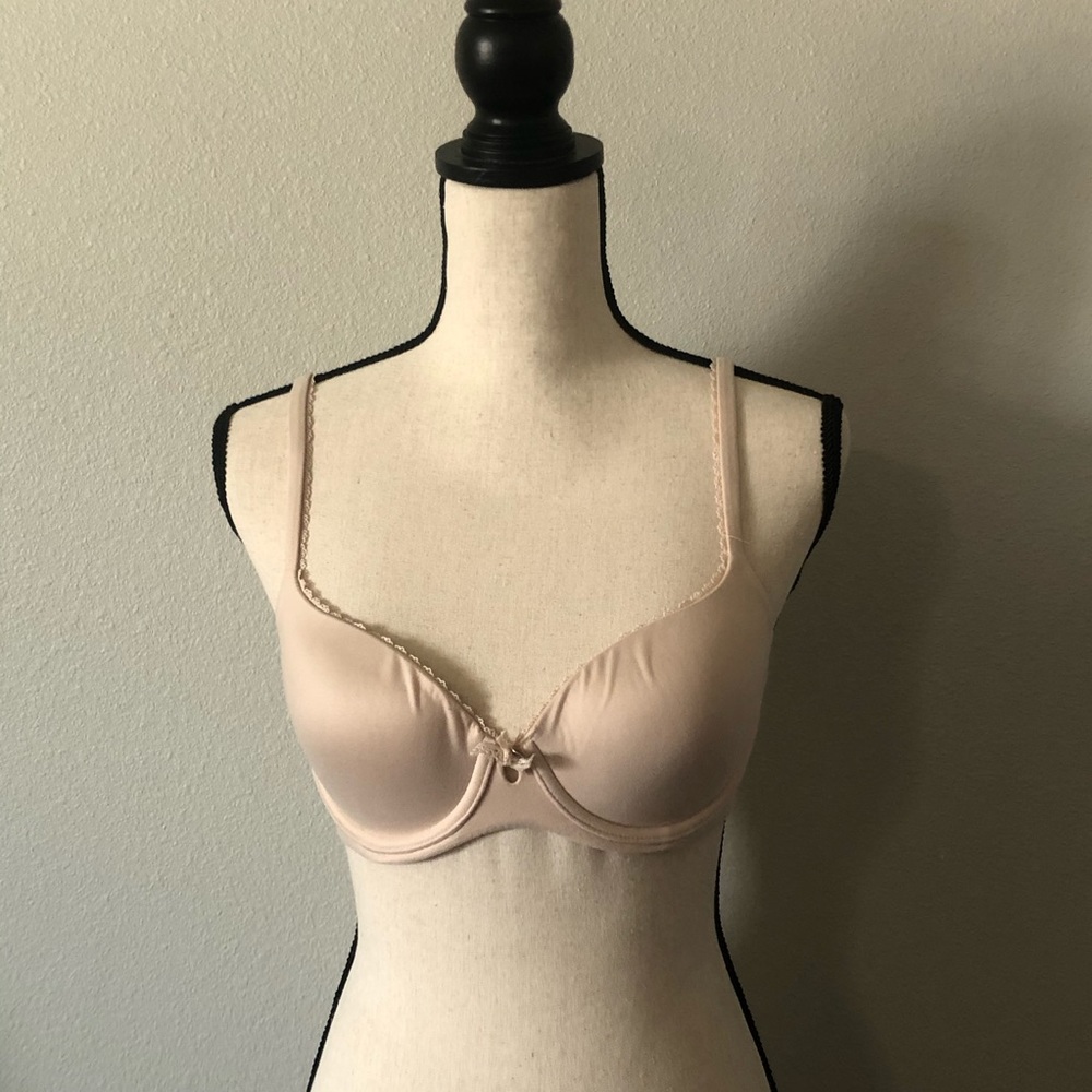 Body by Victoria Lightly Lined Demi Bra